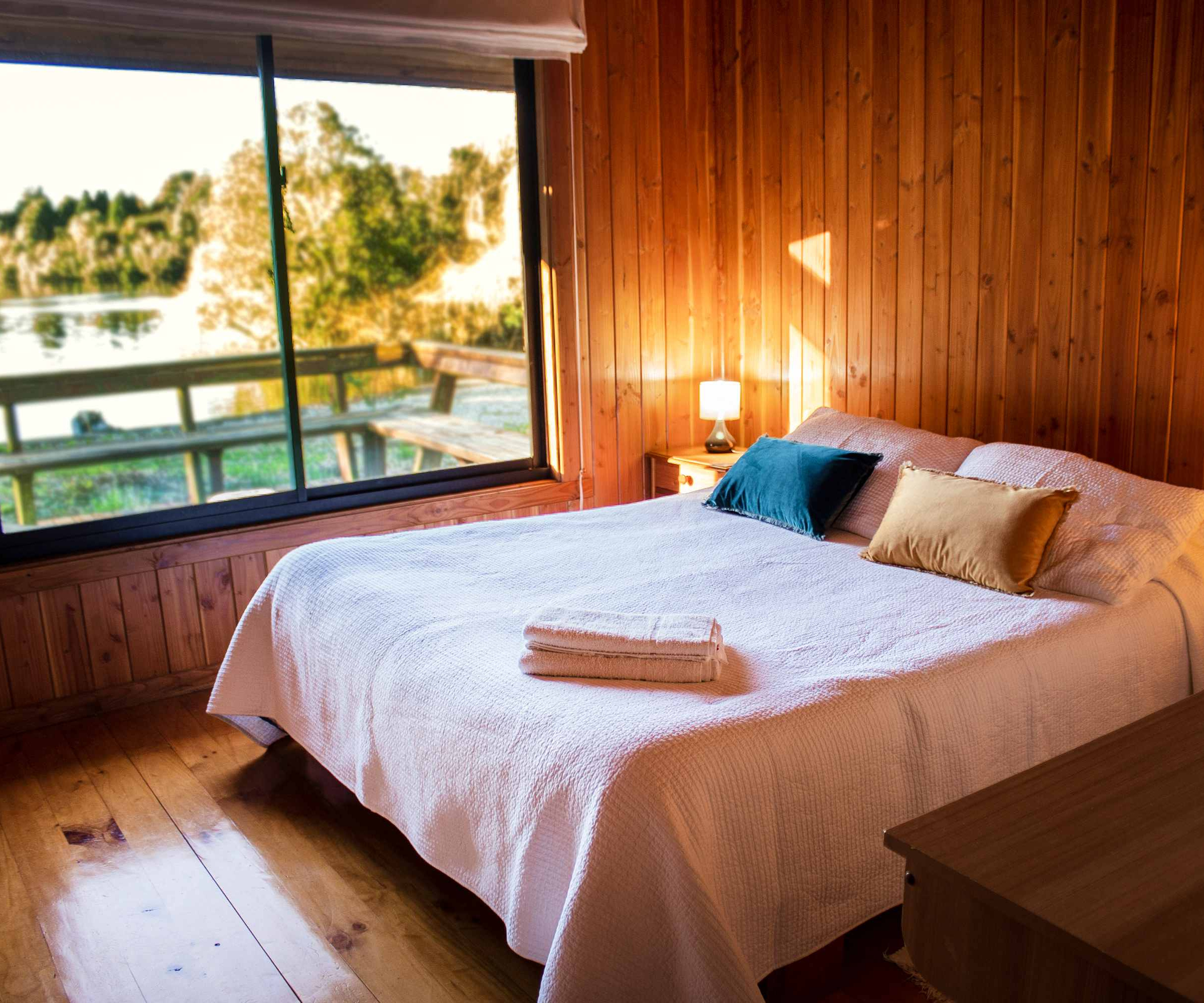 Camping y Cabañas Los Copihues